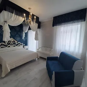 suites-train-station-mestre.hotelinveneto.com/